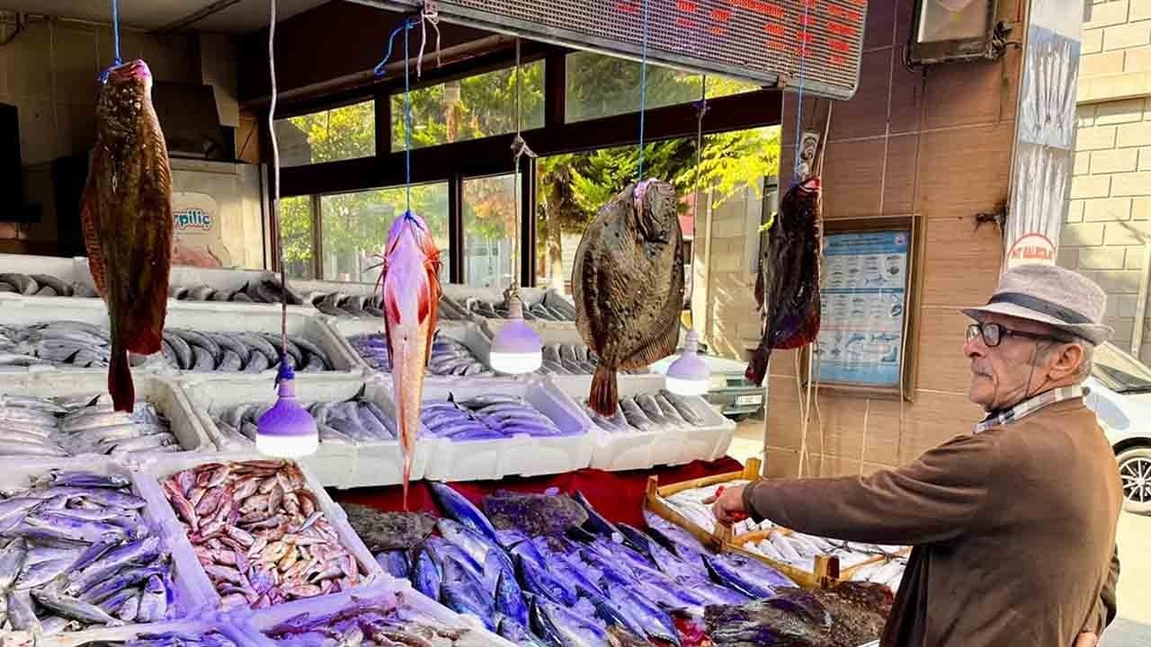 Karadeniz’in lezzeti kalkan tezgaha indi: Kilogramı 1000 liradan satılıyor