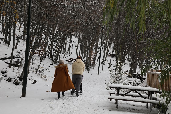 Foto - Karagöl Tabiat Parkı’nda tabloluk manzara