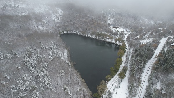 Foto - Karagöl Tabiat Parkı’nda tabloluk manzara