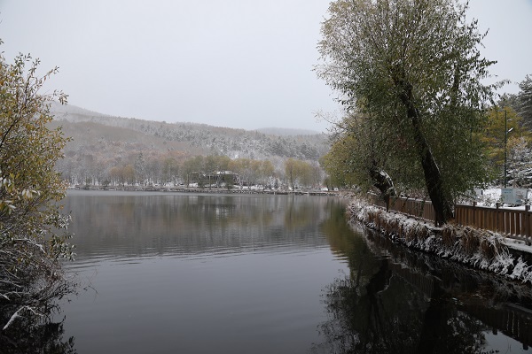 Foto - Karagöl Tabiat Parkı’nda tabloluk manzara