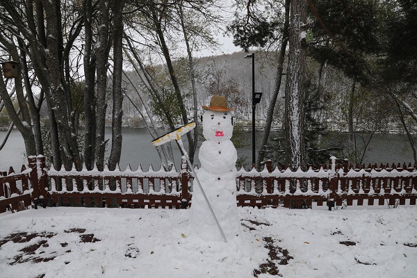 Karagöl Tabiat Parkı’nda tabloluk manzara