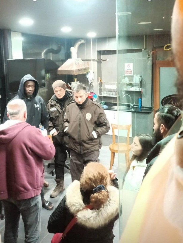 Foto - Karagümrüklü Diagne neye uğradığını şaşırdı! Böyle futbolcuya böyle şoför