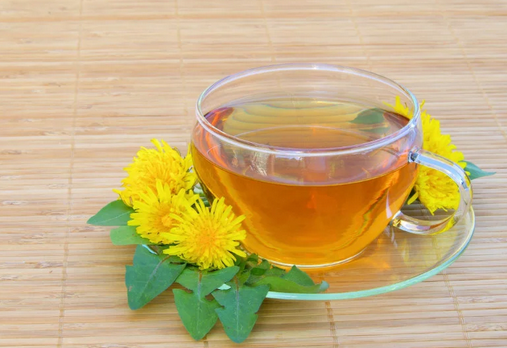 Karahindiba: resmen savaş veriyor, diğerlerini unutun! Yararı şok etti! Kullanınca her şey değişecek! Tüm gün 1 bardak kadar..