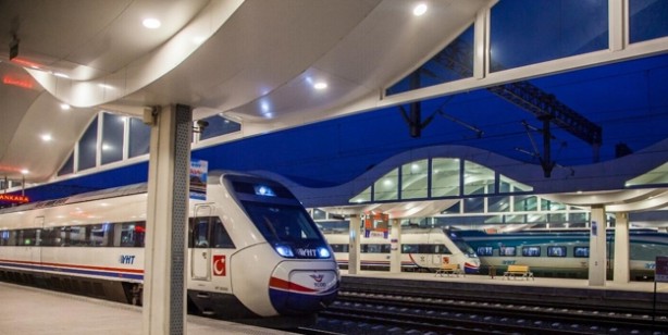 Foto - Adil Karaismailoğlu duyurdu! Hızlı tren sefer sayısı artırıldı