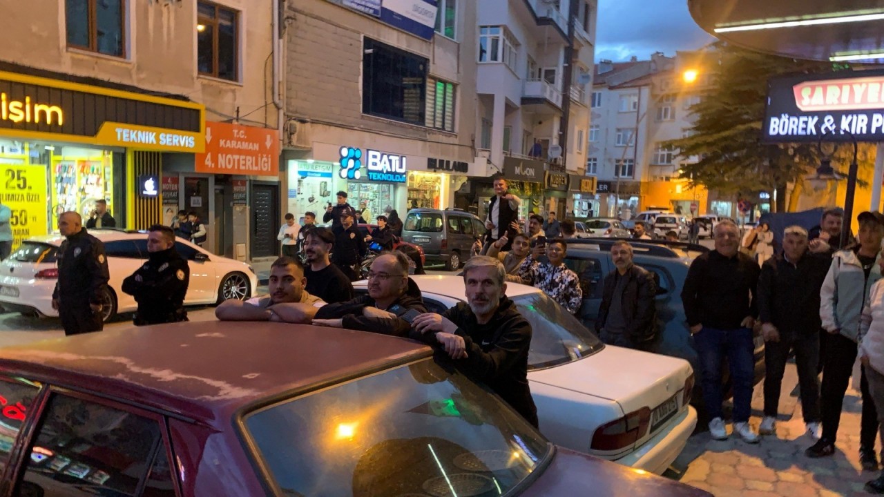 Foto - Karaman'da fünye ile patlatılan çantadan para çıktı