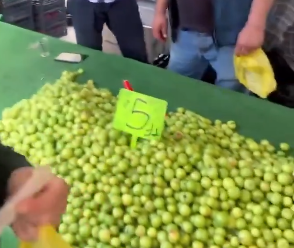 Foto - Karaman'daki pazar fiyatları tüm Türkiye'yi ayağa kaldırdı! Sadece 60 lira sadece