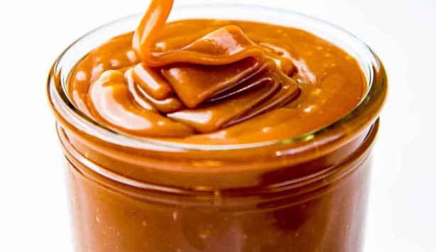 Foto - Karamel tarifi || Nişastalı karamel nasıl yapılır? Ölçülü malzemeli karamel sos tarifi