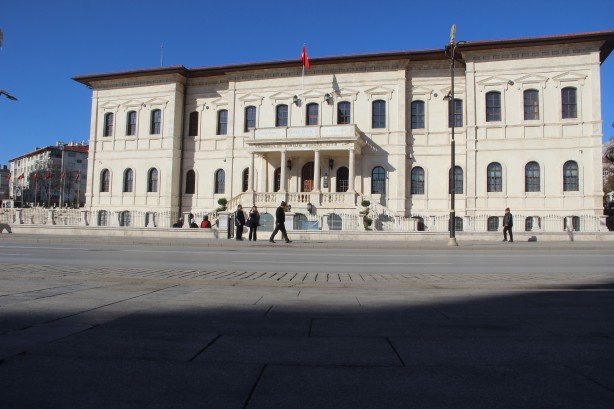 Foto - Karamollaoğlu "Bu hizmet değil" demişti, yolcu rekoru kırdı