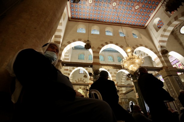 Foto - Kudüs'teki Müslümanlar Mescid-i Aksa'ya akın etti