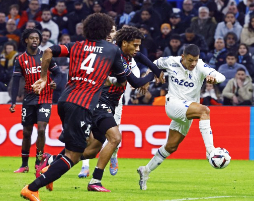 Foto - Karar çıktı! Transferi böyle duyurdular: Şampiyonluğa koşan Cim-Bom'dan dev adım...