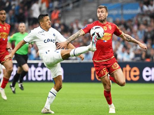 Foto - Karar çıktı! Transferi böyle duyurdular: Şampiyonluğa koşan Cim-Bom'dan dev adım...