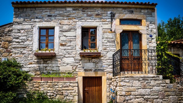 Foto - Karar Resmi Gazete'de yayımlandı! Kesme taş yığma yapılar için müthiş teşvik!
