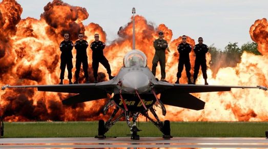 Türkiye'ye onay çıkmıştı! Şok karar ilan edildi: F-16'lar insansız savaş uçağına dönüştürülüyor