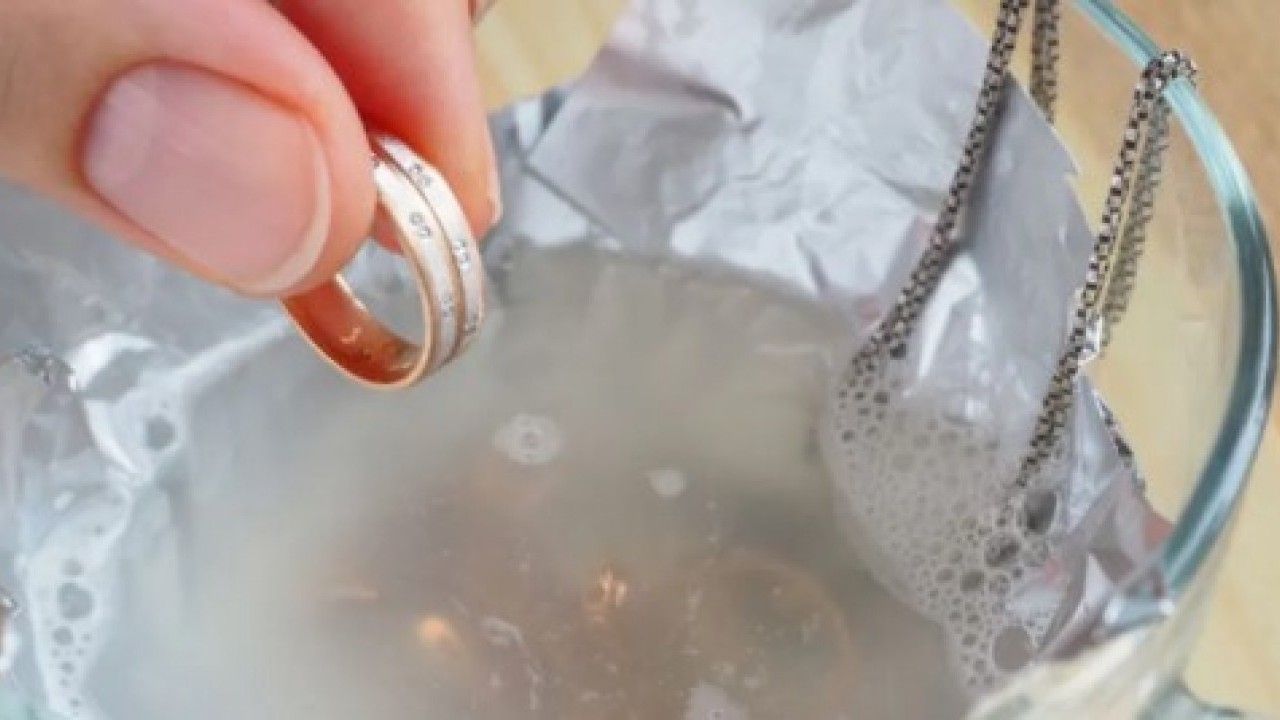 Foto - Kararan altını parlatmanın en kolay yolu: Bu yöntem çok işe yarıyor