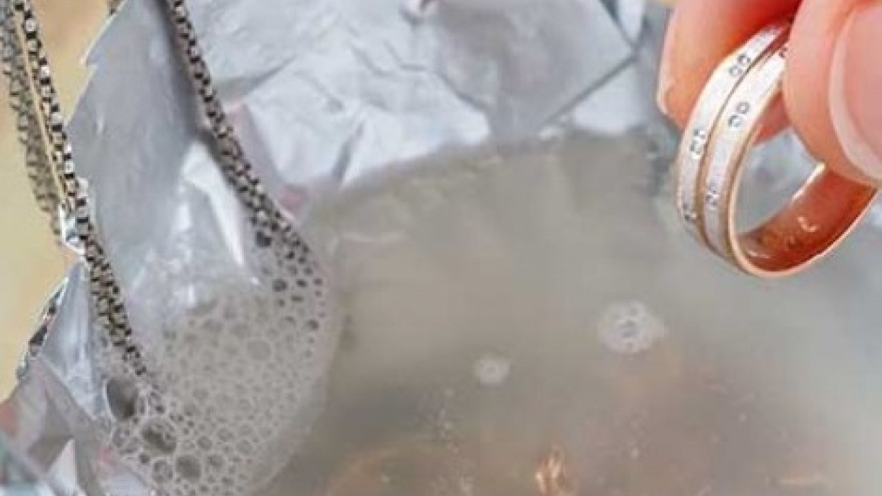 Foto - Kararan altını parlatmanın en kolay yolu: Bu yöntem çok işe yarıyor