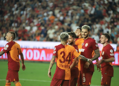 Foto - Kararını bekliyorlar: Galatasaray'dan yılın transfer operasyonu! Bu yıldız tüm isimleri unutturacak