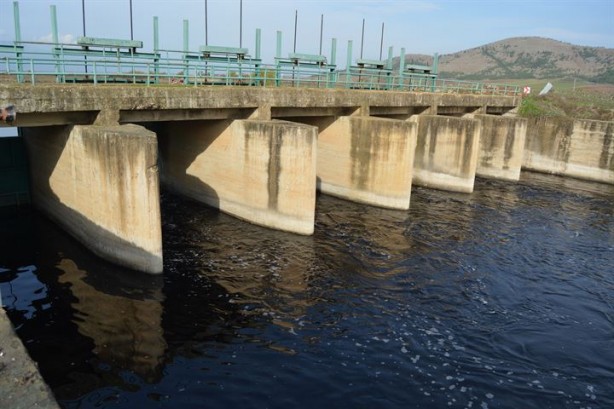 Foto - Karasu Çayı artık 'adı gibi' akıyor