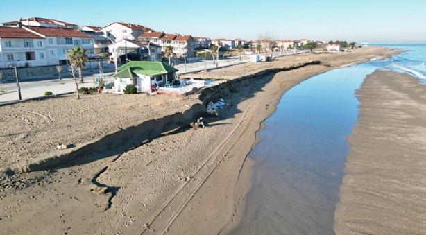 Foto - Karasu yok olma tehlikesiyle karşı karşıya: Karadeniz, Karasu’yu parça parça yutuyor