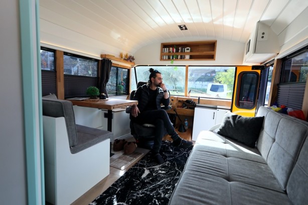 Foto - Karavana çevirdi! "School bus" ile 15 bin kilometre yol kat edecek