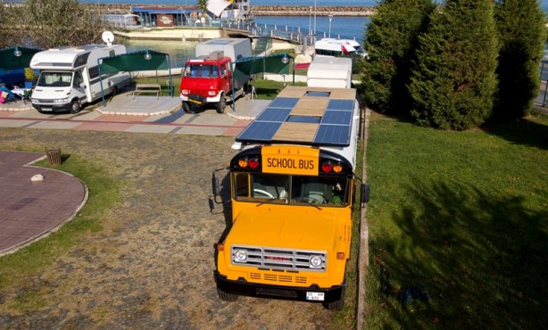 Foto - Karavana çevirdi! "School bus" ile 15 bin kilometre yol kat edecek