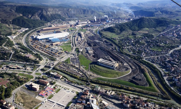 Foto - KARDEMİR, 86 yıldır ekonomiye değer katıyor! Aralıksız hizmet...