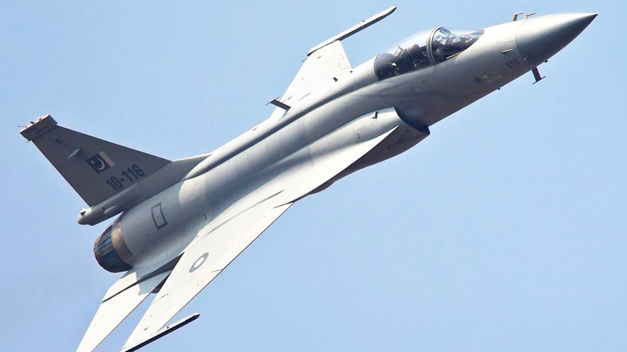 Foto - Kardeş Azerbaycan Kaan yerine o savaş uçağını aldı! Ama önemli bir sebebi var