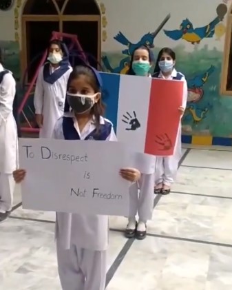 Foto - Kardeş Pakistan halkı ayağa kalktı: Fransa'ya ölüm!