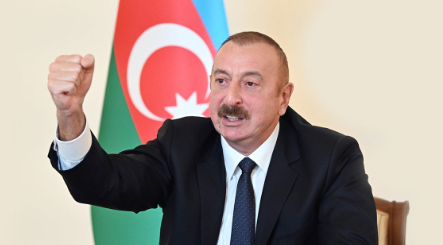 Foto - Kardeş ülke Azerbaycan SANDIK BAŞINDA! Cumhurbaşkanı seçimi için oy verme işlemi başladı