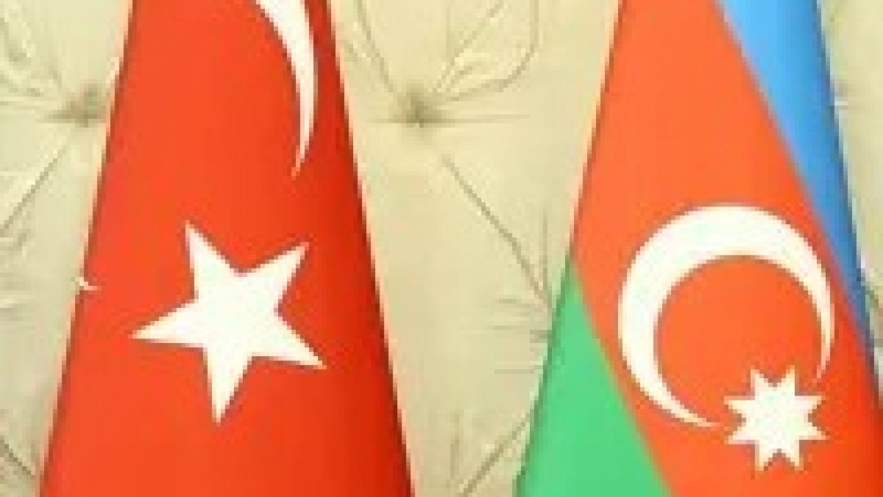 Foto - 'Kardeş ülke' deyip acımasızca eleştiriyorlardı! Azerbaycan basınından dikkat çeken Türkiye mesajı