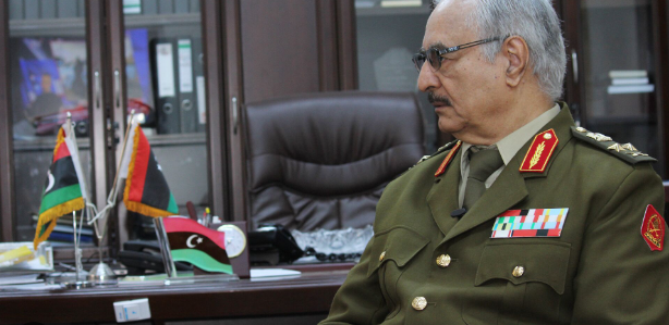 Foto - Kardeş ülke Libya'da Türkiye'ye karşı büyük ayıp! Beşiktaş'a gelen ismi vatan haini ilan ettiler