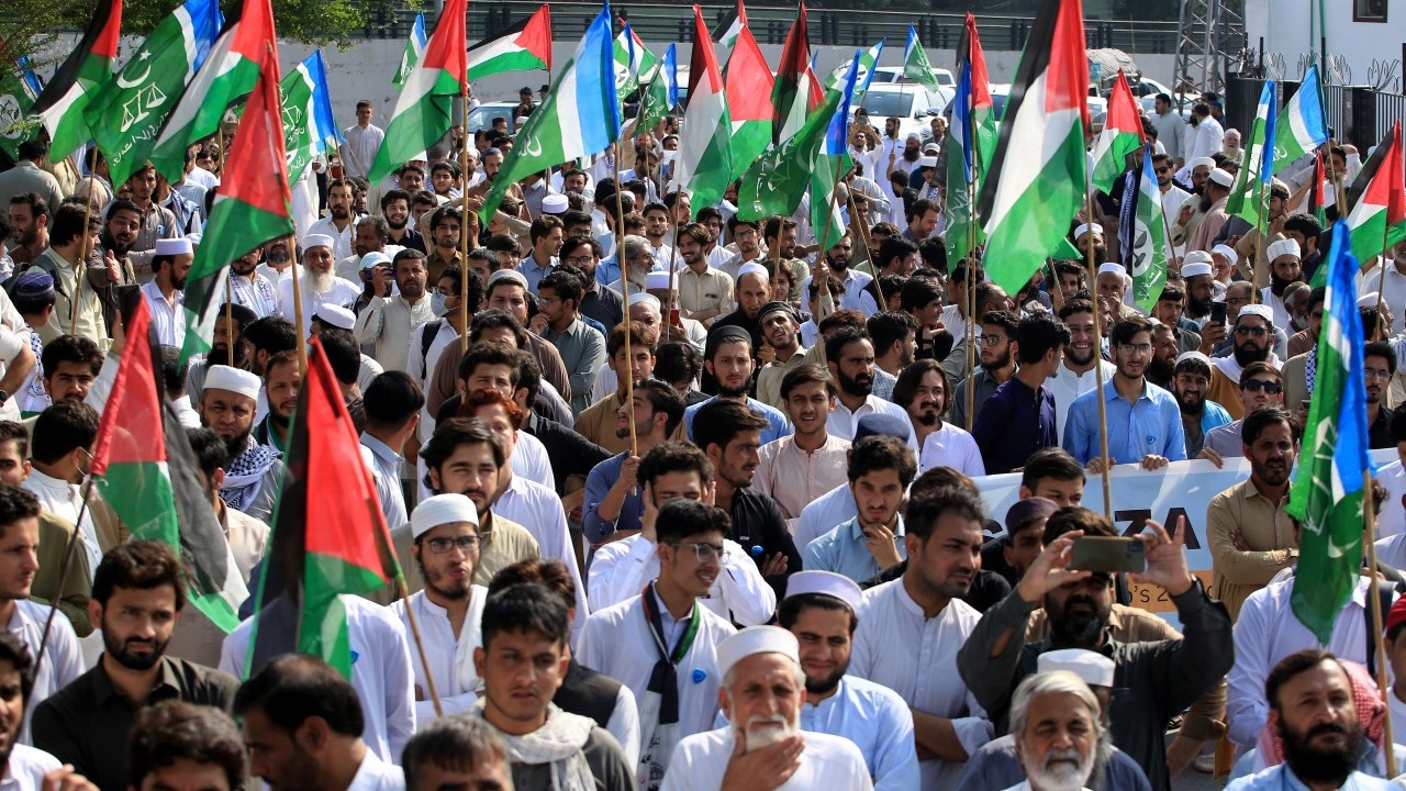 Foto - Kardeş ülke Pakistan'da halk ayağa kalktı, sokaklara döküldü