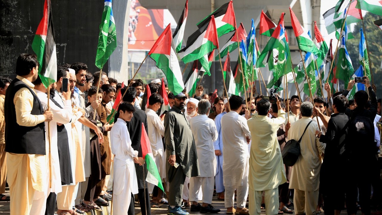 Foto - Kardeş ülke Pakistan'da halk ayağa kalktı, sokaklara döküldü