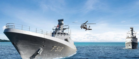 Foto - Kardeş ülke "Türkiye'yi vuracağız" diyen ülkeye karşı Türk savaş gemisini suya indirdi