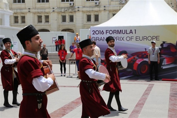 Foto - Kardeş ülkede Formula 1 coşkusu