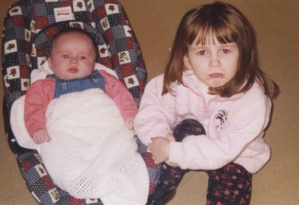 Foto - Kardeşlerini öyle bir kıskanıyorlar ki, yüzlerinden okunuyor!