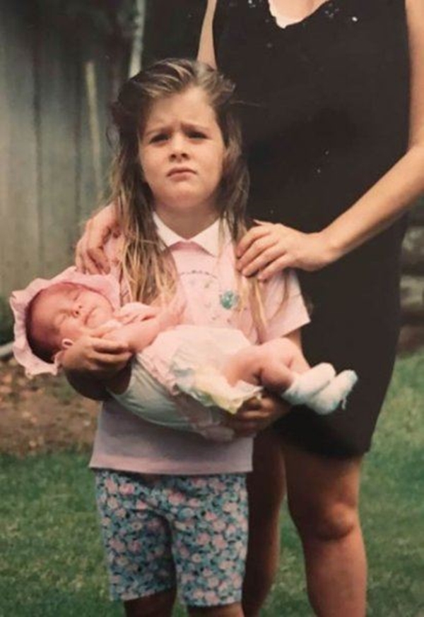 Foto - Kardeşlerini öyle bir kıskanıyorlar ki, yüzlerinden okunuyor!