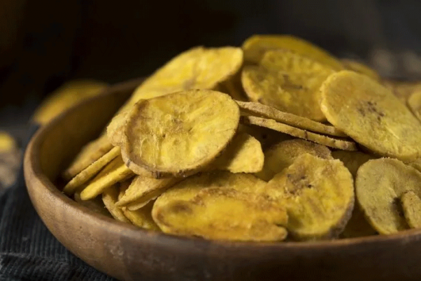 Kardiyolog açıkladı… Tansiyonu bitiren mucize meyve! Kalbi 20 yaş gençleştiriyor…