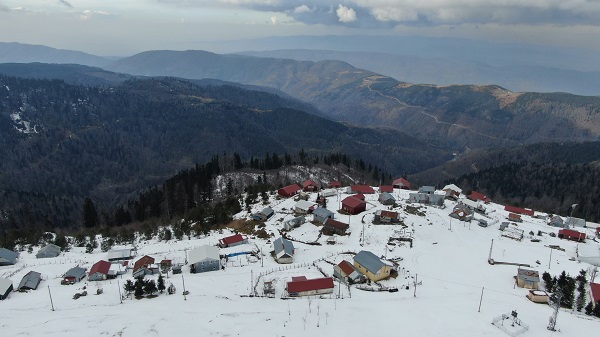 Foto - Kardüz Yaylası beyaza büründü! Tabloluk manzaralar objektiflere yansıdı
