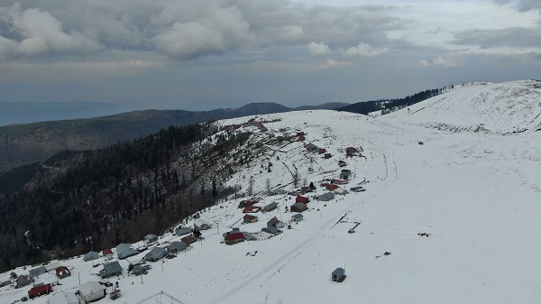 Foto - Kardüz Yaylası beyaza büründü! Tabloluk manzaralar objektiflere yansıdı