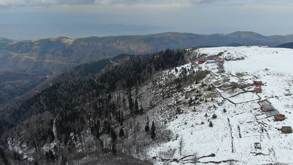 Foto - Kardüz Yaylası beyaza büründü! Tabloluk manzaralar objektiflere yansıdı