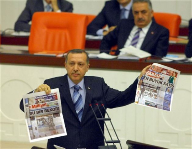 Foto - Kare kare AK Parti ve Erdoğan