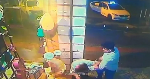 Foto - Kare kare dehşet! Kız arkadaşına dokunduğunu iddia ettiği yaşlı adamı döve döve öldürdü