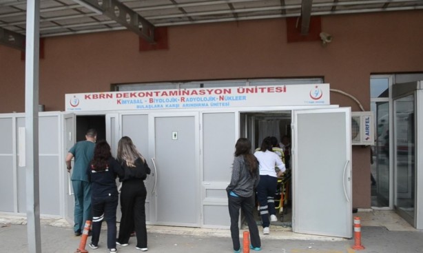 Foto - Kargo paketinden adeta kabus çıktı! Yaralılar var