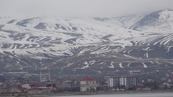 Foto - ‘Karın başkenti’ kara hasret kaldı