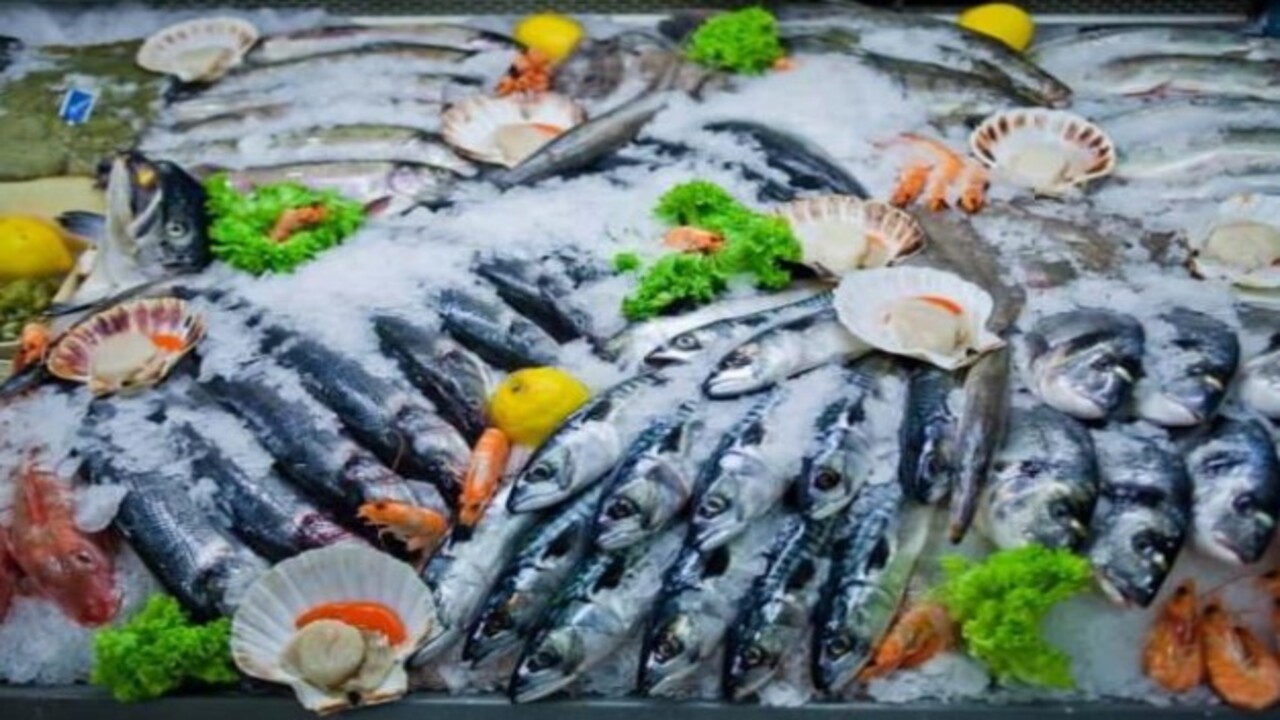 Foto - Karın kısmı bu şekildeyse almayın..! Bayat balık nasıl anlaşılır?