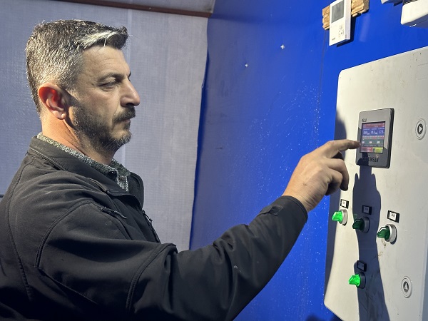 Foto - Kariyerini bıraktı memleketine döndü! Cesur davrandı tonlarca ürün yetiştirdi