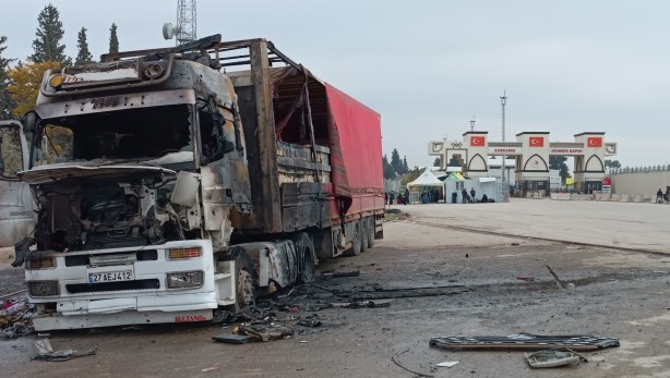 Foto - Karkamış'a 7 roket düştü
