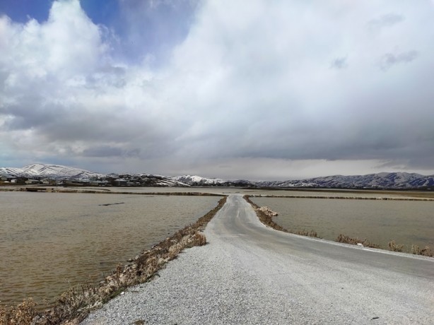 Foto - Karlar eridi! Koskoca ova, göle döndü
