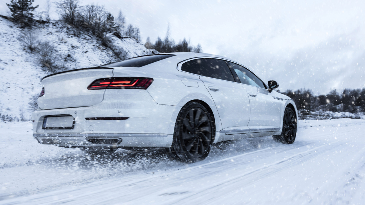 Foto - Karlı ve buzlu yollarda araç kullanma rehberi! Güvenli yolculuk için hayat kurtaran öneriler!