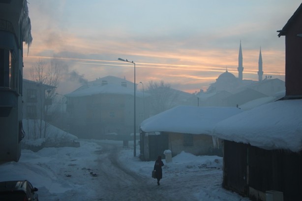 Foto - Karlıova'da hava kirliliği! 'Akşam saatlerine doğru nefes alamıyoruz'